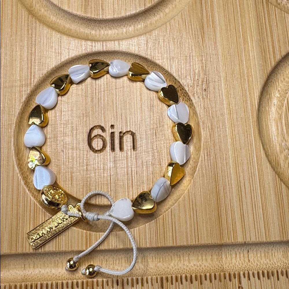 Sisters of The Heart Mother of Pearl & Gold tone Hearts Bracelet - Picture 3 of 13